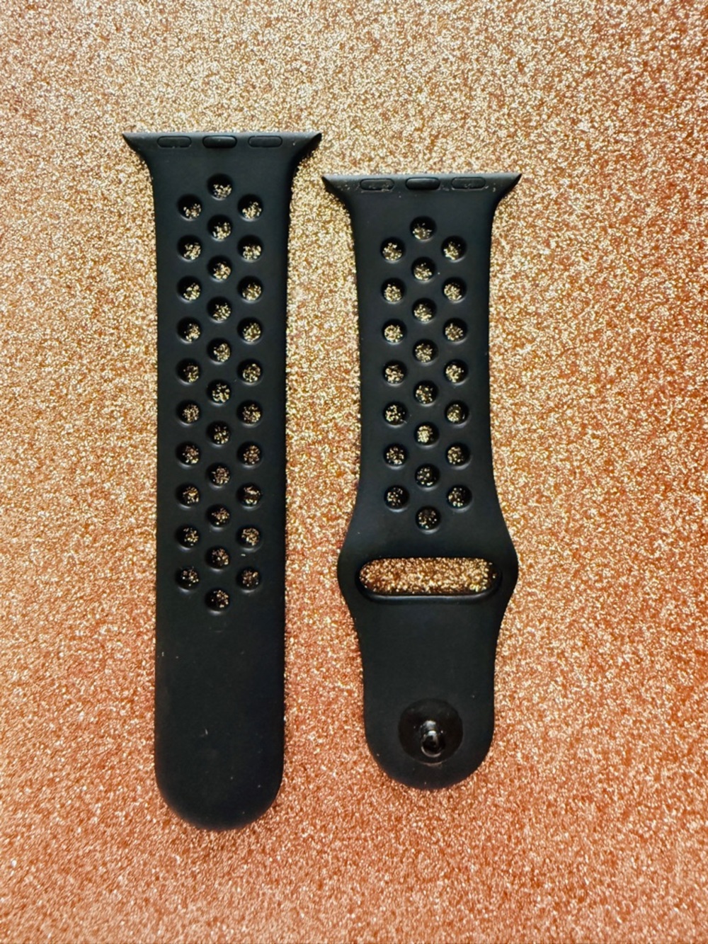 Apple Black Nike Perforated Sport Band - S/M